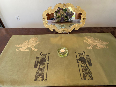 SOLIDER  TABLE RUNNER