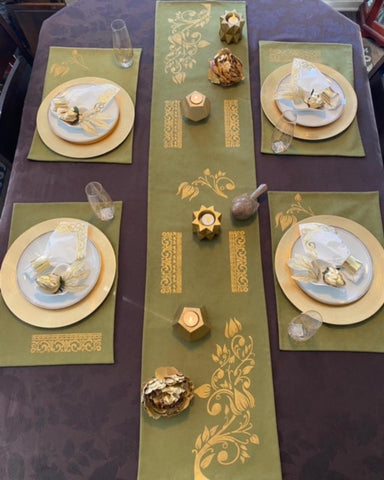 Green Placemats & Runner Set